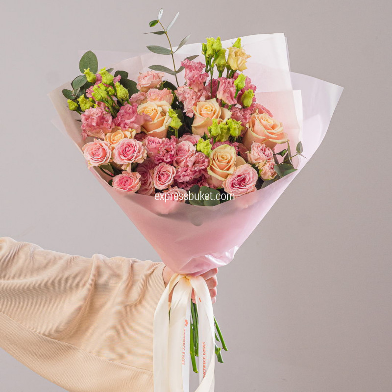 Радость для нее